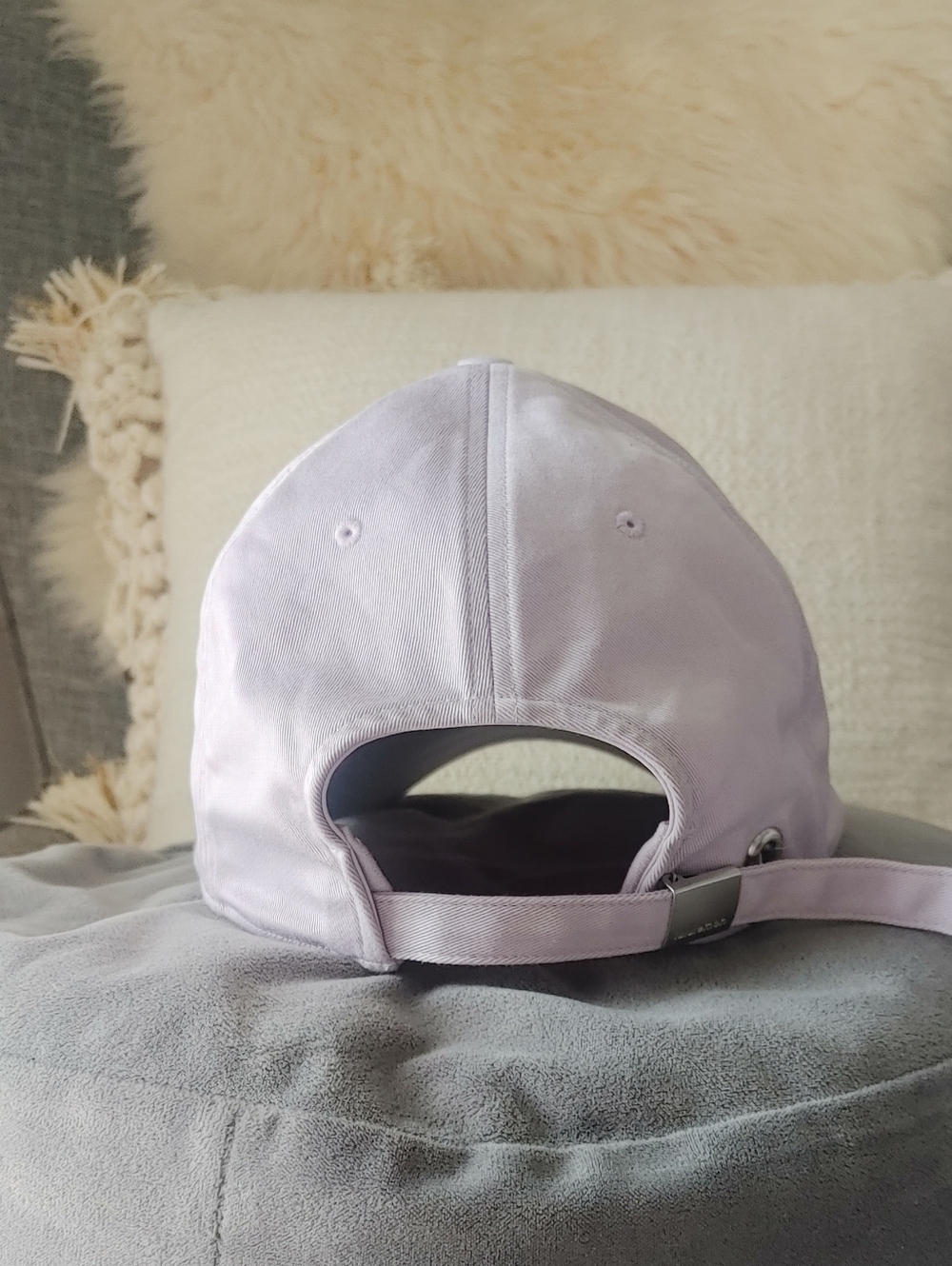 LULULEMON Cap - Picture 3 of 4
